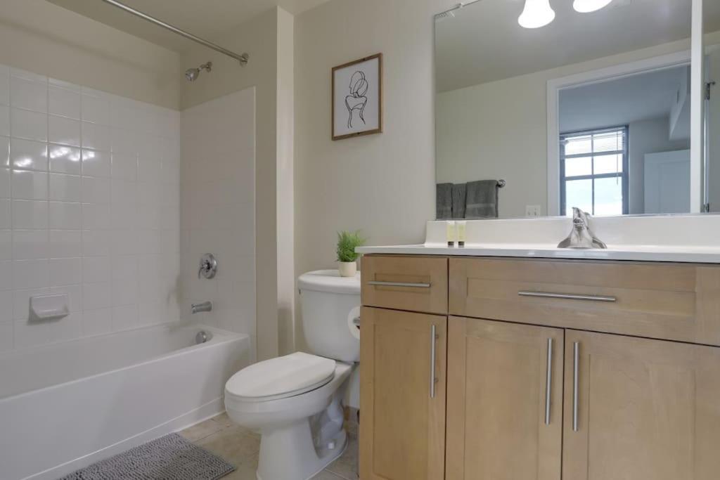Fantastic 2 Bedroom Condo At Pentagon City Arlington Exterior foto