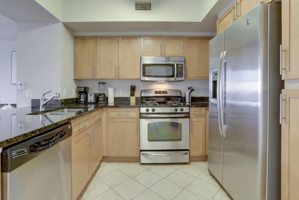 Fantastic 2 Bedroom Condo At Pentagon City Arlington Exterior foto