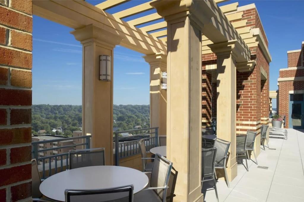 Fantastic 2 Bedroom Condo At Pentagon City Arlington Exterior foto